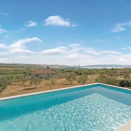 Cozy Home In Donje Polje With Wifi Jadrtovac