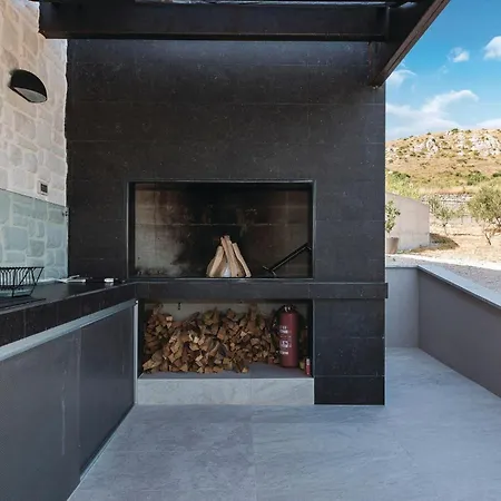 Semesterbostad Cozy Home In Donje Polje With Wifi Jadrtovac