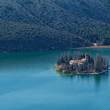 度假居 Amazing In Donje Polje