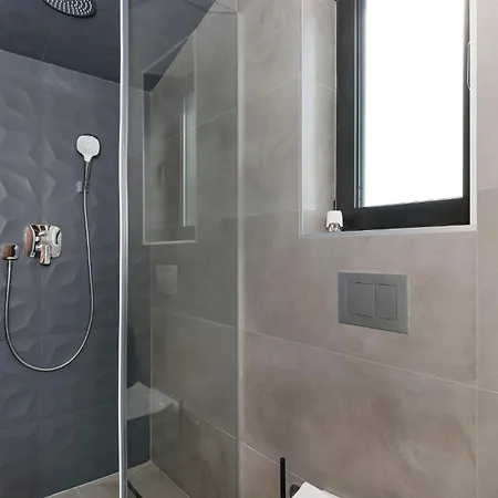 Cozy Home In Donje Polje With Wifi *