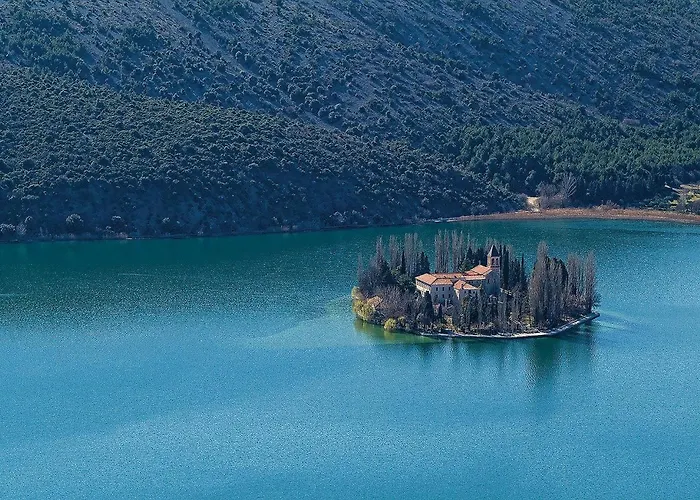 בית נופש Cozy In Donje Polje With Wifi