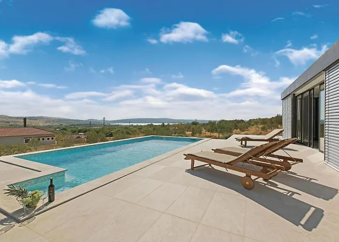 Cozy In Donje Polje With Wifi בית נופש