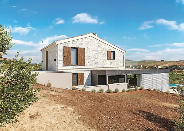 Cozy In Donje Polje With Wifi בית נופש