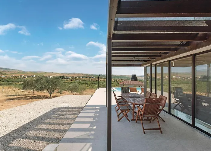 Cozy In Donje Polje With Wifi בית נופש Jadrtovac